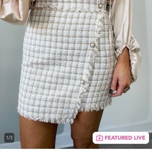 Chic Tweed Skirt in Cream and Tan - Never Worn